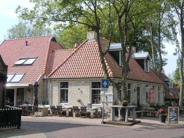 Fletcher Hotel-Restaurant Amelander Kaap Hollum  Extérieur photo